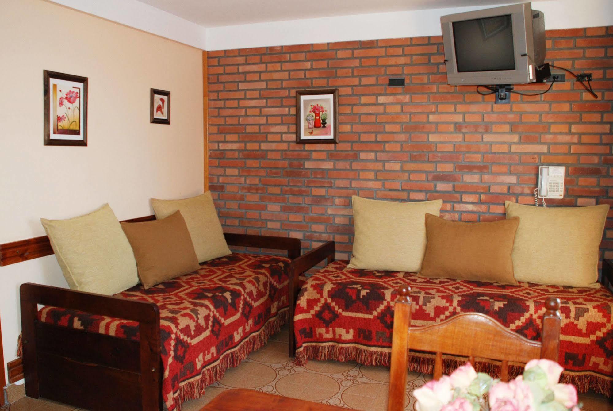 Hotel Lejano Nahuel Bariloche Zewnętrze zdjęcie